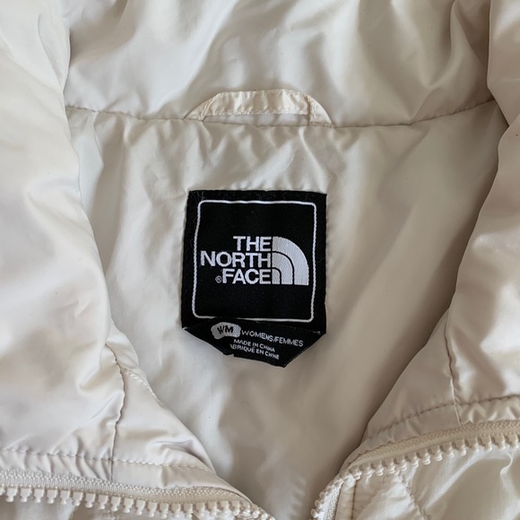 white north face puffer coat